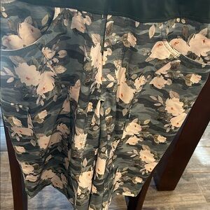 Floral Print Women's Athletic Shorts